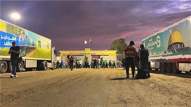 Der Grenzübergang Rafah in Ägypten: Mehr als 100.000 Palästinenser sind seit Kriegsbeginn ins benachbarte Ägypten geflüchtet.
