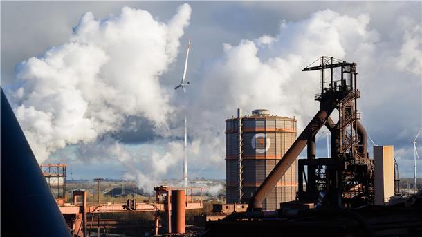 IG Metall plant Kundgebung gegen Salzgitter-Übernahme Der Großaktionär Papenburg erwägt eine Übernahme der Salzgitter AG. IG Metall und Betriebsrat lehnen das strickt ab. (Archivbild)