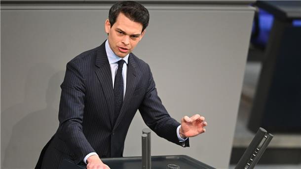 Der Hamburger CDU-Abgeordnete Christoph Ploß soll für die Bundesregierung Belange der maritimen Wirtschaft und des Tourismus koordinieren. (Archivbild)