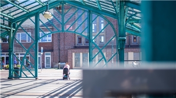 Der Hauptbahnhof in Bremerhaven. 