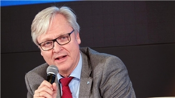 Der Hauptgeschäftsführer des Deutschen Industrie- und Handelskammertages (DIHK) Martin Wansleben fordert die Regierung zum Handeln auf, um die Wirtschaft ins Rollen zu bringen. (Archivbild)
