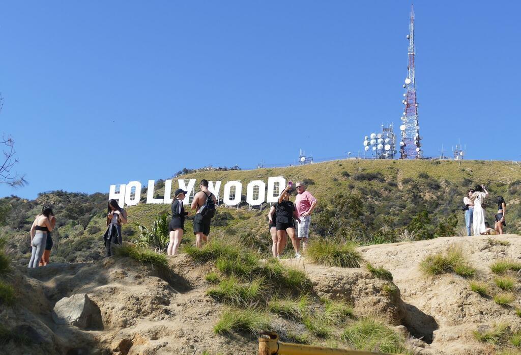 Freitag, der Dreizehnte: 13 erfreuliche Ereignisse Der Hollywood-Schriftzug ist eines der bekanntesten Wahrzeichen der USA. (Archivbild)