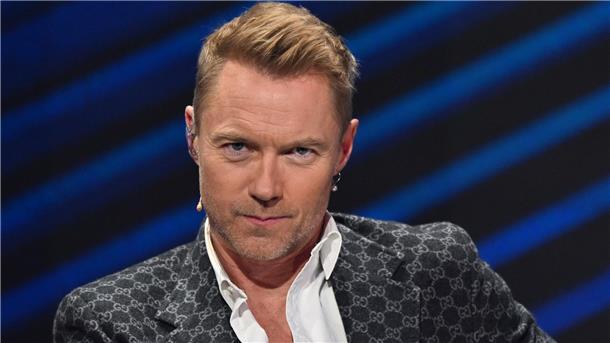Vor 30 Jahren: Ronan Keating ist Boyzone-Premiere peinlich Der irische Sänger Ronan Keating wurde mit 16 Jahren für die Band Boyzone gecastet.