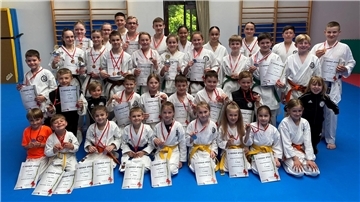 Der Karate-Nachwuchs von SFL Bremerhaven zeigte gute Leistungen bei den Verden Open.