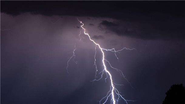 Klimawandel hat Blitzaktivität in den Ostalpen verdoppelt Der Klimawandel beeinflusst die Gewitter- und auch die Blitzhäufigkeit.