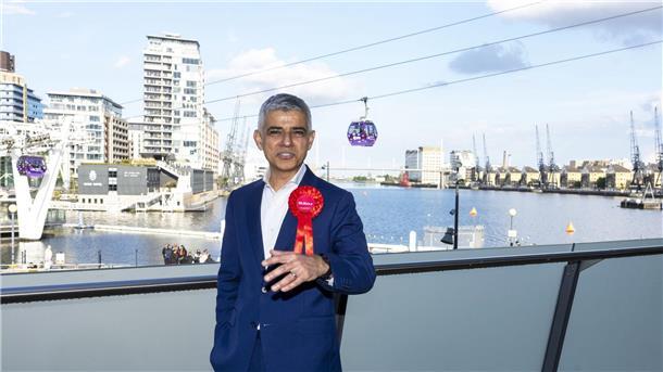 Bürgermeister Khan in London wiedergewählt Der Labour-Politiker Sadiq Khan wird in der City Hall in London zum Bürgermeister von London wiedergewählt.