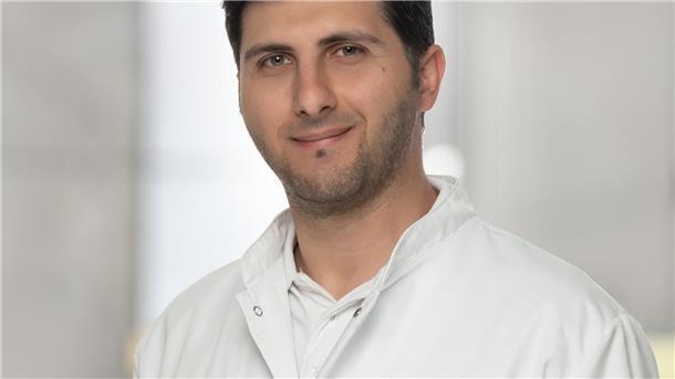 Der Leiter der neuen Stroke Unit der Helios Klinik Cuxhaven: Malek Douba.