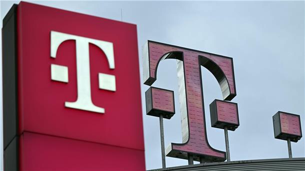 Telekom will Autobahn-Handynetz deutlich verbessern Der Magenta-Konzern hat derzeit entlang der Autobahnen mehrere Tausend Standorte.