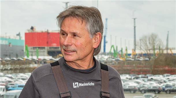 Der Mann für alle Fälle, Winfried Karcher, gehört seit 44 Jahren zum Unternehmen. Der 67-Jährige ist durch nichts aus der Ruhe zu bringen.