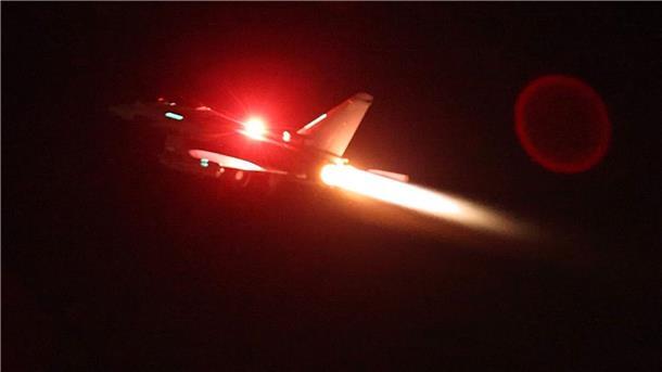 Der Militärschlag sei eine Reaktion auf die „illegalen, gefährlichen und destabilisierenden“ Angriffe der Huthi auf Schiffe im Roten Meer und beruhe auf dem Recht der Selbstverteidigung, heißt es in einer Erklärung der Verbündeten.