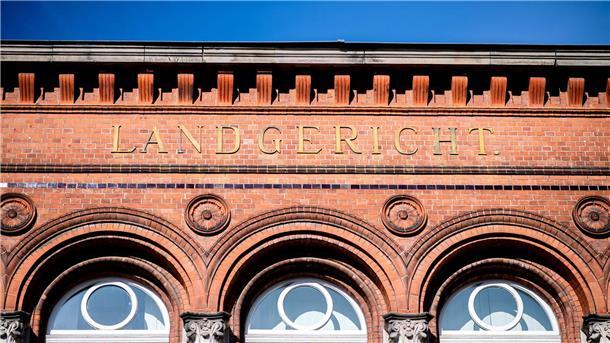 Der Mordprozess um ein Gewaltverbrechen in Achim nahe Bremen nähert sich dem Ende. Vor dem Landgericht Verden wird das Urteil gegen den angeklagten 38-Jährigen erwartet. (Archivbild)