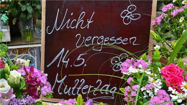 Der Muttertag fällt dieses Jahr auf den 14. Mai. Vor 100 Jahren - 1923 - gab es ihn erstmals in Deutschland.