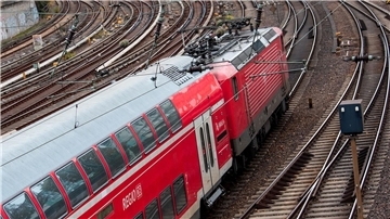 Der Nachfolger des 9-Euro-Tickets - das 49-Euro-Ticket - soll zum 1. Mai 2023 kommen.