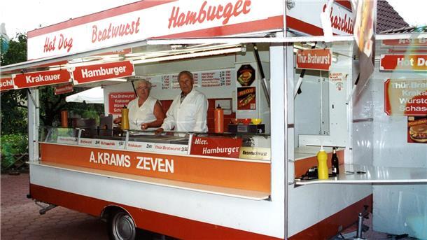 Krams Imbiss schließt: Das Ende einer Institution Das Foto zeigt den zweiten Imbisswagen von Krams.
