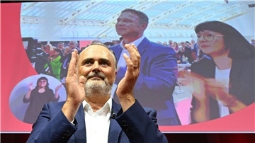 Der neue SPÖ-Chef Hans Peter Doskozil bekam 53 Prozent der Stimmen.
