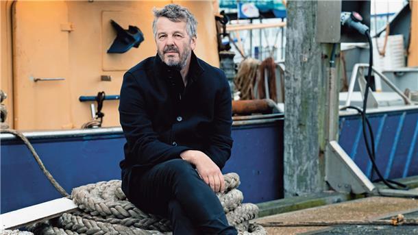 Der niederländische Krimi-Autor Mathijs Deen kommt in die Burg Bederkesa.