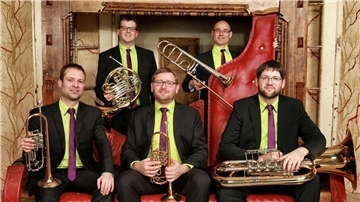 Das Bläserquintett Embrassment aus Leipizig