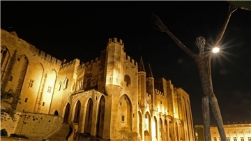 Der Papstpalast in Avignon.