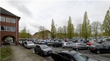 Parkplatz an den Stadthäusern