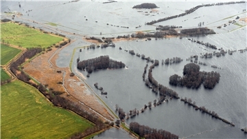 Der Polder Bramel bei Schiffdorf ist völlig überflutet.