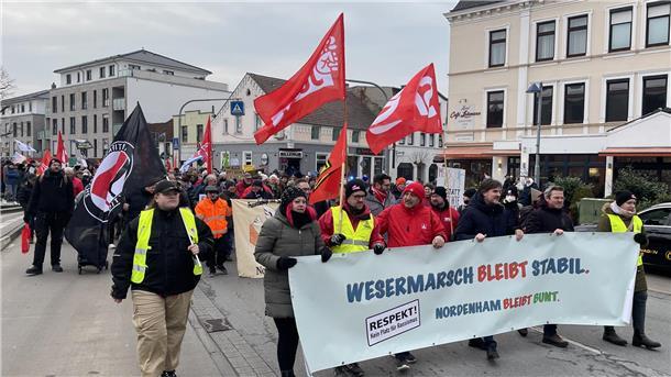 Starkes Zeichen gegen rechts bei Demo in Nordenham Demo in Nordenham