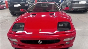 Der rote Ferrari F512M des ehemaligen Formel-1-Fahrers Gerhard Berger ist wieder aufgetaucht.