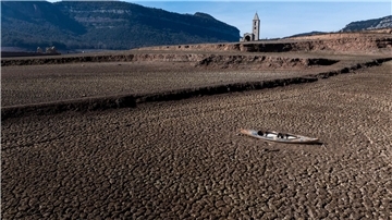 Der Sau-Stausee etwa 100 Kilometer nördlich von Barcelona.