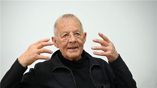 Der Schauspieler Rold Becker feiert am 31. März seinen 90. Geburstag. 