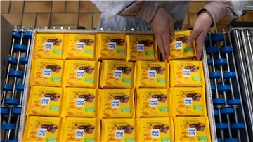 Der Schokoladenhersteller Ritter Sport wird zum Jahresende ein leichtes Umsatzwachstum verzeichnen.