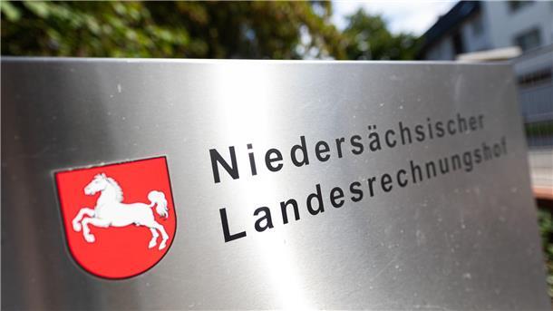 Schuldenberg der niedersächsischen Kommunen auf Rekordhöhe Der Schuldenberg der niedersächsischen Kommunen wächst - 14,9 Milliarden Euro waren es nach Berechnungen des Landesrechnungshofes Ende 2023. (Symbolbild)