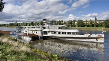 Der Seitenraddampfer „Mannheim“ (ehemals „Mainz“) liegt in Mannheim als Museumsschiff. Das Technoseum sucht für das Schiff - Baujahr 1929 - einen neuen Heimathafen. Eine Anfrage beim DSM fand wenig Gegenliebe.