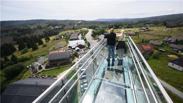 Harzturm geht in erstes Wochenende nach kompletter Eröffnung Der „Skywalk“ befindet sich in 45 Metern Höhe.