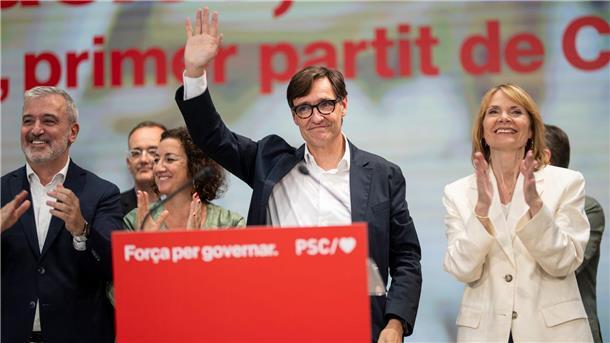 Separatist Puigdemont riskiert Festnahme in Spanien Der Sozialist Salvador Illa will sich am Donnerstag im Parlament in Barcelona zum neuen Regionalregierungschef Kataloniens wählen lassen.