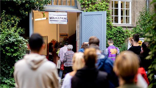Soziologe: Deutschland weniger polarisiert als viele denken Der Soziologe Ansgar Hudde stellt in einem neuen Buch die These auf, dass Deutschlands Wahlbezirke gemischter sind als gedacht (Archivbild).