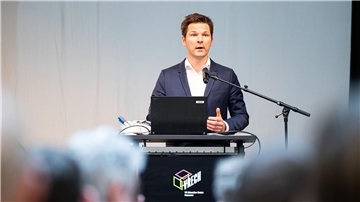 Der SPD-Politiker Steffen Krach ist als Spitzenkandidat für die Wahl zum Berliner Abgeordnetenhaus 2026 im Gespräch. (Archivbild)