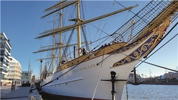 Schiff an Kaje
