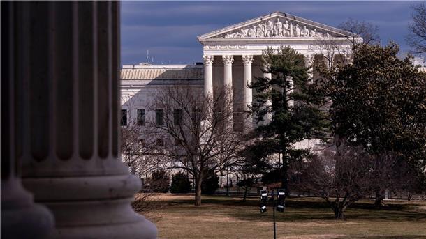 Supreme Court gibt Trump Schonfrist bei Entwicklungshilfe Der Supreme Court hat eine Frist für die US-Regierung zur Freigabe von Milliardensummen zunächst einmal verlängert (Archivbild).