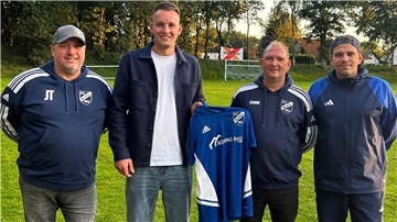 Der SV Spieka hat sich spektakulär verstärkt (von links): Jens Tants (1. Vorsitzender), der neue Spielertrainer Jan Niklas Kersten, Co-Trainer Michael Spannenkrebs und Fußballfachwart Mirko Wanjek.