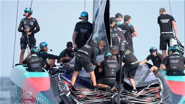 Neuseeland dominiert das Duell um den America’s Cup Der Titelverteidiger aus Neuseeland dominiert weiter beim 37. America’s Cup