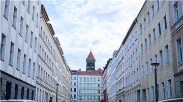 Der Trend hält an: Wohnungen, hier in Berlin, werden teurer. (Archivbild) 