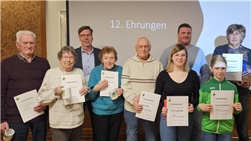 Der TSV Abbehausen hat langjährige Mitglieder ausgezeichnet.
