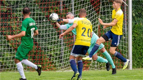 Der TSV Imsum gewinnt mit 3:1 gegen TuSpo Surheide den SSB-Pokal.