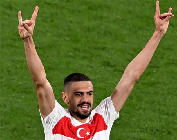  türkische Fußball-Nationalspieler Merih Demiral 