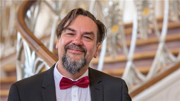 Juri Andruchowytsch erhält den Heine-Preis Der ukranische Schriftsteller Juri Andruchowytsch wird mit dem Heine-Preis 2022 der Stadt Düsseldorf ausgezeichnet.