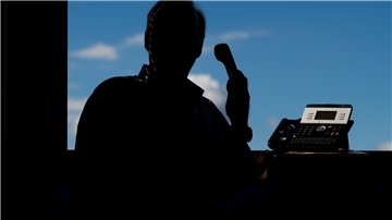 Der Unbekannte meldete sich gegen 9.30 Uhr telefonisch bei der Seniorin und fragte, ob sie in den letzten Tagen Geld nach Warschau überwiesen habe (Symbolbild).