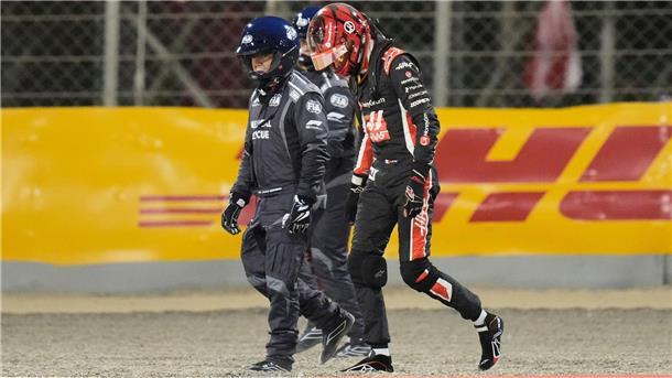 Piastri auf Pole im 50. Rennen - Verstappens Riesenproblem Der Unfall von Esteban Ocon sorgte für eine Unterbrechung.