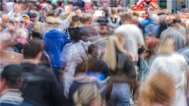 Schwindendes Vertrauen in Ampel und Institutionen Der Untersuchung zufolge ist unter anderem viel Vertrauen in die Ampel-Regierung im traditionellen Milieu verloren gegangen.