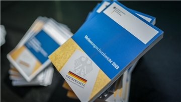 Der Verfassungsschutz hat im vergangenen Jahr einen Zuwachs sowohl bei Linksextremismus als auch im Rechtsextremismus festgestellt.