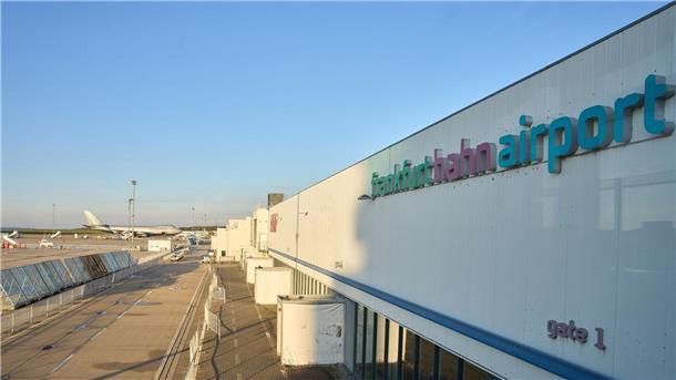 Flughafen Hahn: Noch kein Zuschlag für russischen Investor Der Verkaufspoker um den insolventen Hunsrück-Flughafen Hahn geht vorerst weiter.