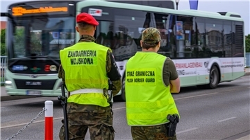 Der Verkehr in der Grenzregion läuft nach Angaben des Innenministeriums in Warschau reibungslos.